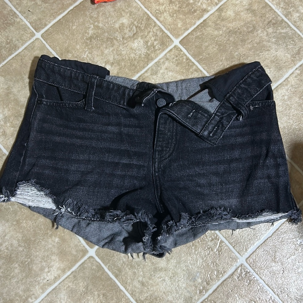 NWIT BDG Black Denim Shorts size 28